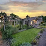 2 Bed In Leyburn Oc-78575 * Wensley