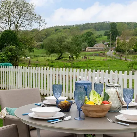 2 Bed In Leyburn 78575 Holiday home