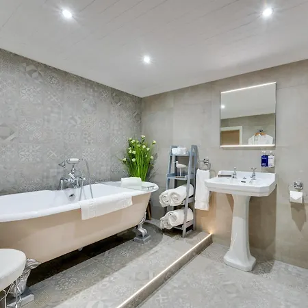 2 Bed In Leyburn 78575