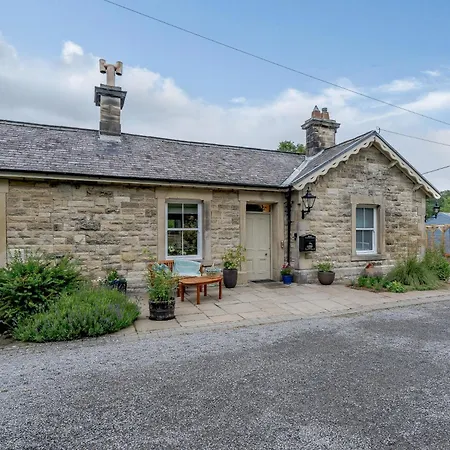 Holiday home 2 Bed In Leyburn 78575 *