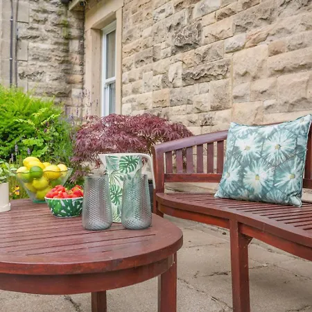 2 Bed In Leyburn Oc-78575 Wensley