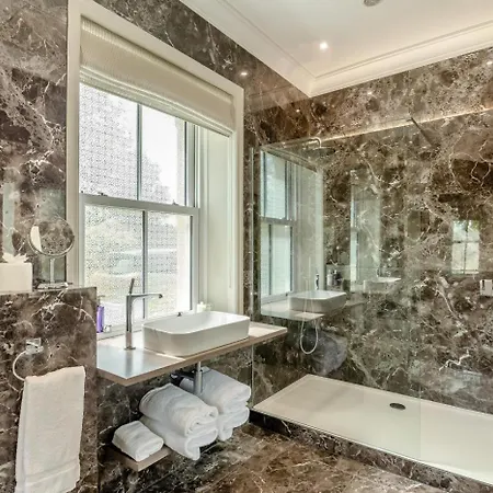 Hébergement de vacances 2 Bed In Leyburn Oc-78575 *
