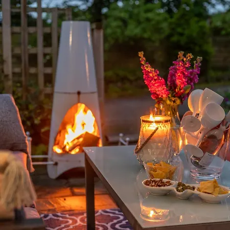 2 Bed In Station 78575 *